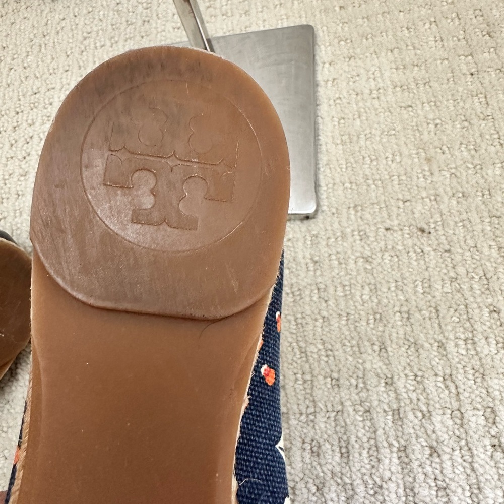 Tory Burch Navy Floral Bow Espadrille Flats - Picture 5 of 5